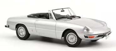 187884 Alfa Romeo 2000 Spider 1973 Silvergrey metallic 1:18